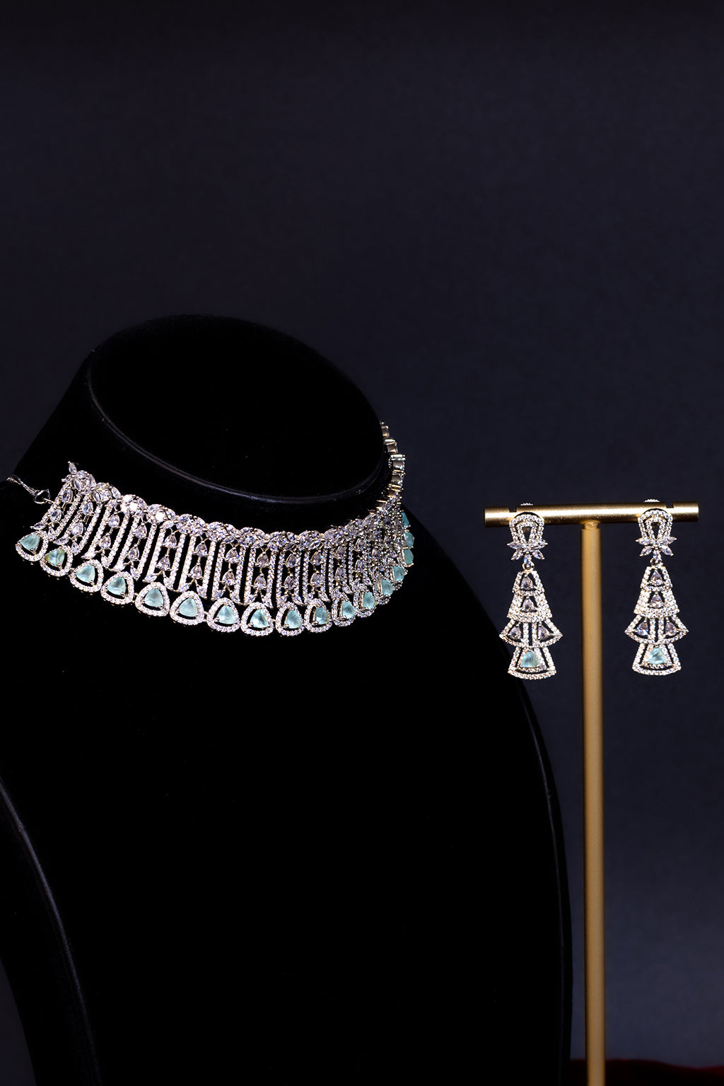Blue Breeze Choker Set