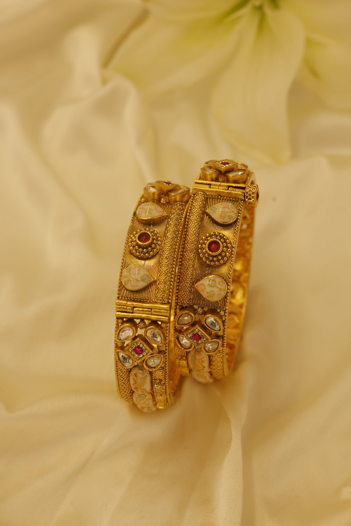 Rajwanti Bangle Set
