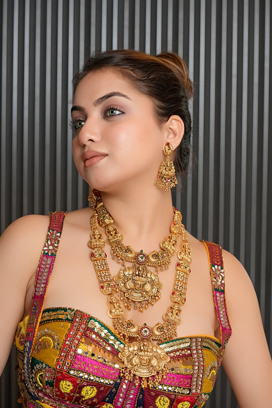 Temple Queen Set