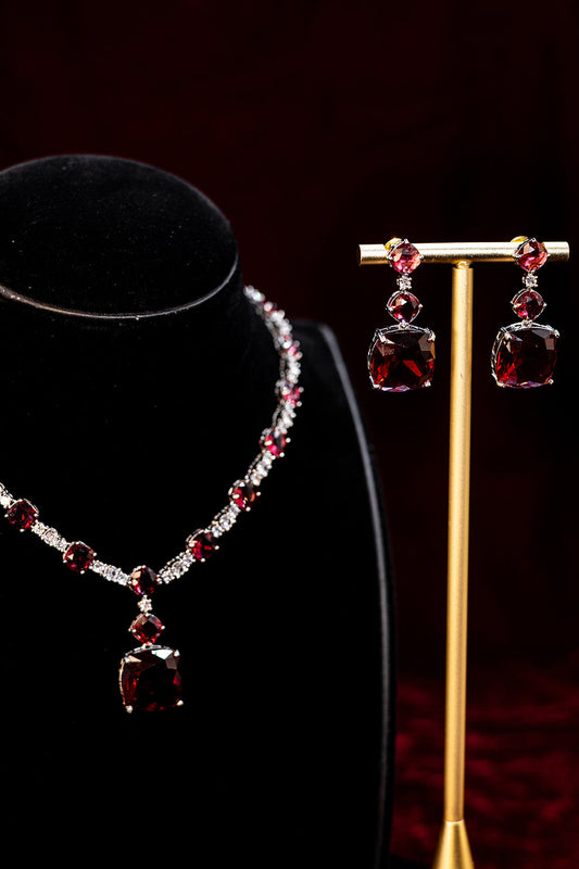 Scarlet Allure Set