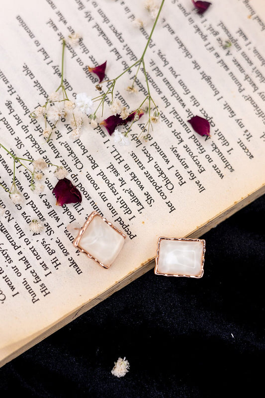 Classic Pearl Studs