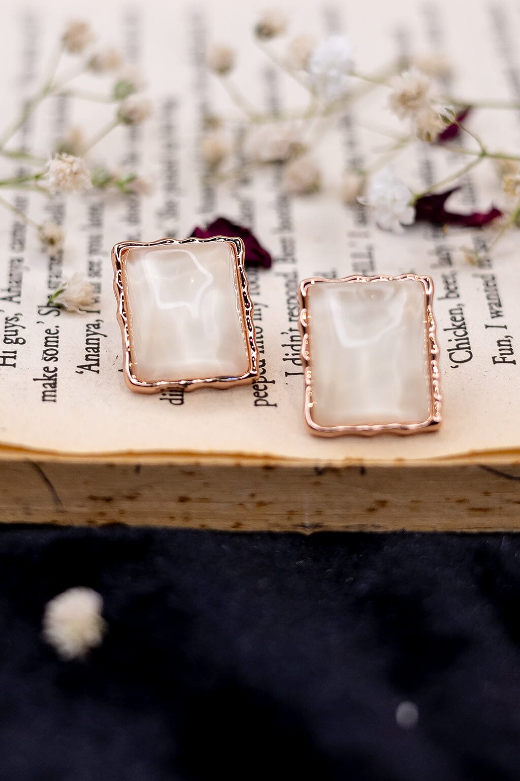 Classic Pearl Studs