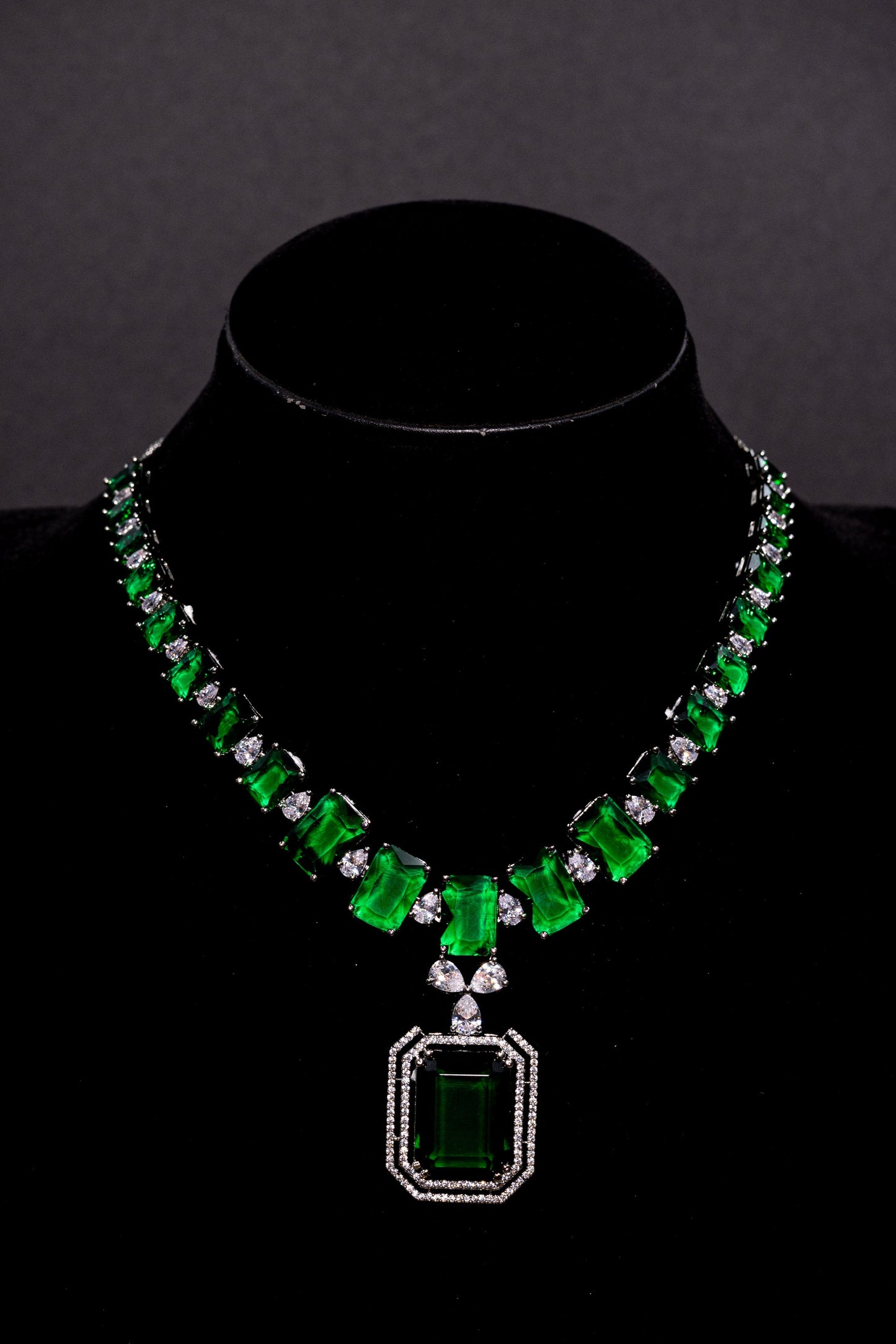 Majestic Emerald Necklace